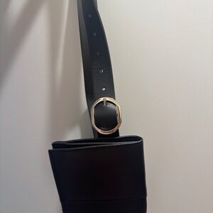 Sleek Black Belt Bag / Fanny Pack – Brand New